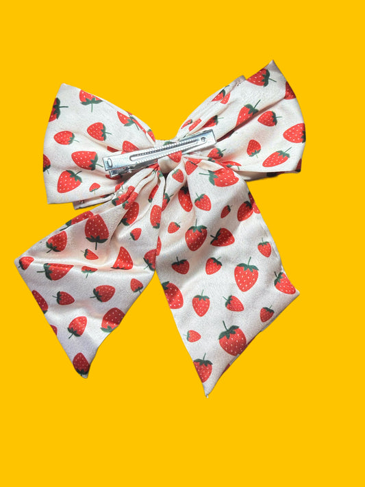 Strawberry Pearl Pop Hair Bow