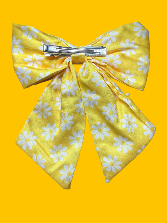 Sunbeam Daisy Hair Bow